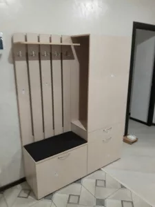 Шкаф в прихожую ю732